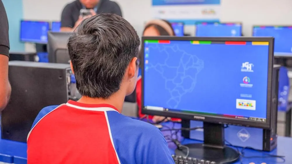 Aprender Conectado supera marca de 30 mil escolas e amplia meta de conectividade